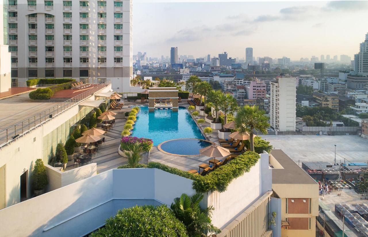 The Berkeley Hotel Pratunam Bangkok Exteriér fotografie The rooftop pool at The Park, Bangkok